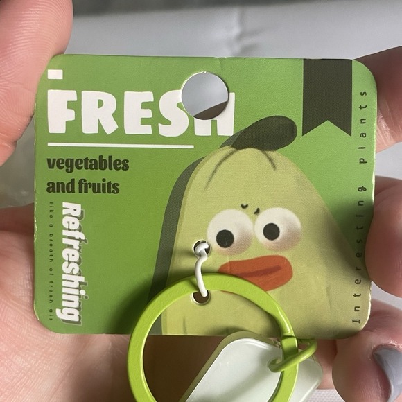 Cute Avocado Fruit Vegetable Keychain And Yellow Face Makeup Removal Towel - Picture 7 of 9
